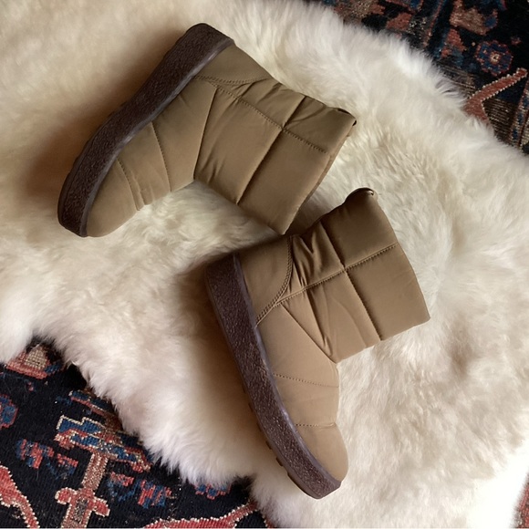 Olive Green Madewell Puffer Boots Size 8 - Picture 9 of 11